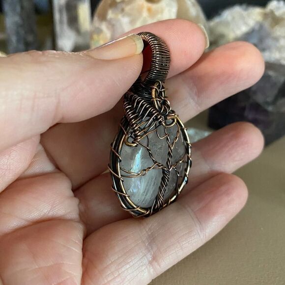 Tree Of Life Clear Quartz Copper Wired Pendant - Picture 4 of 5